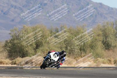 media/Oct-30-2025-Racers Edge (Thu) [[dabbdaf680]]/2-A Group/Session 5 (Turn 7)/